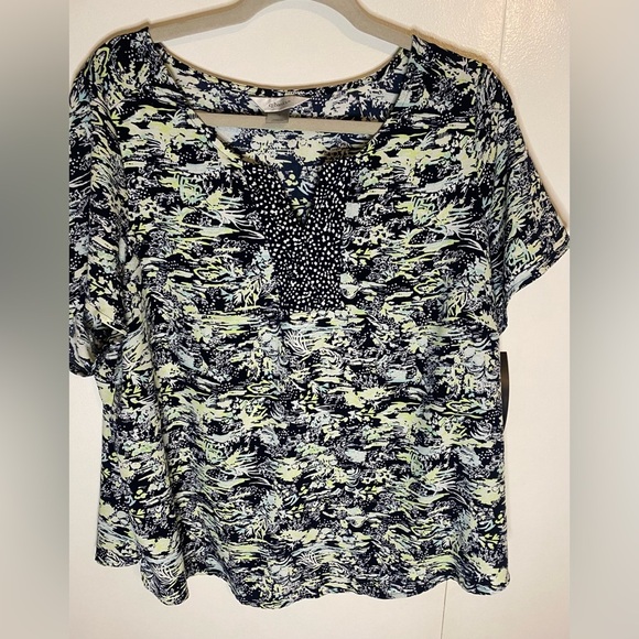Women’s Christopher & Banks Floral Short Sleeve Top Navy Blue Aqua Lime Size 1X - Picture 1 of 6